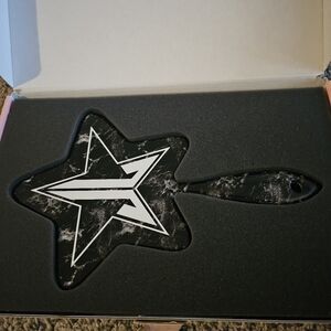 Jeffree Star Black and White Marble - NEW